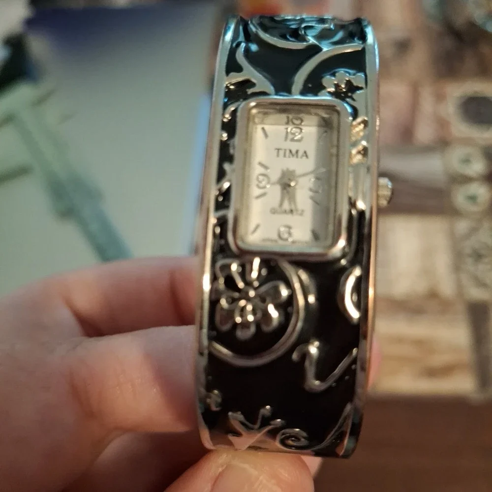 Womens Tima Hinged Black Enamel With Silver Floral Cuff Watch. New Batteries.